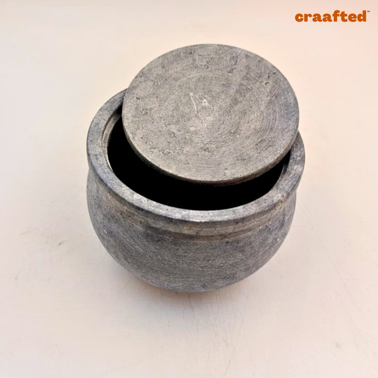 500 – 600 ML Soapstone Curd Pot | Traditional Storage for Fresh, Creamy Curd.