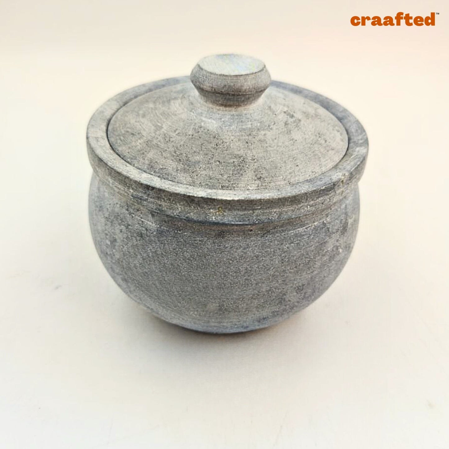 500 – 600 ML Soapstone Curd Pot | Traditional Storage for Fresh, Creamy Curd.