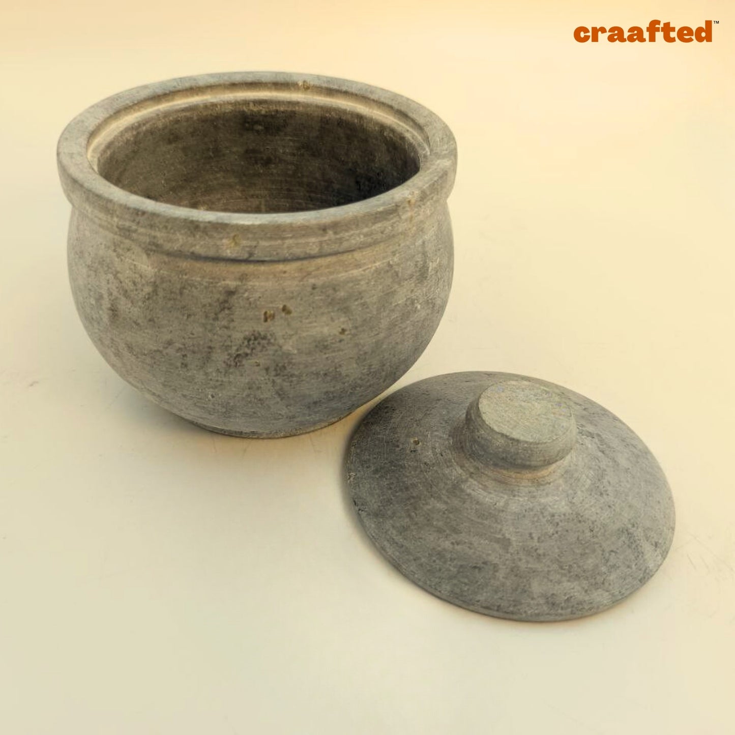 500 – 600 ML Soapstone Curd Pot | Traditional Storage for Fresh, Creamy Curd.