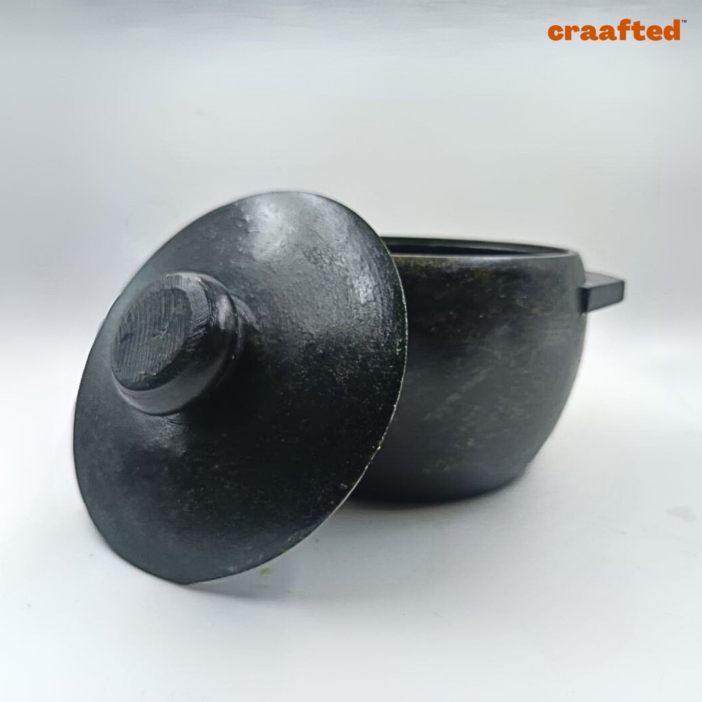 2.3 – 2.5 liter Cook & Serve Pot Handmade Natural Soapstone / Kalchatti | Open Fire and Gas Stove Compatible | Pre-Seasoned | With Lid